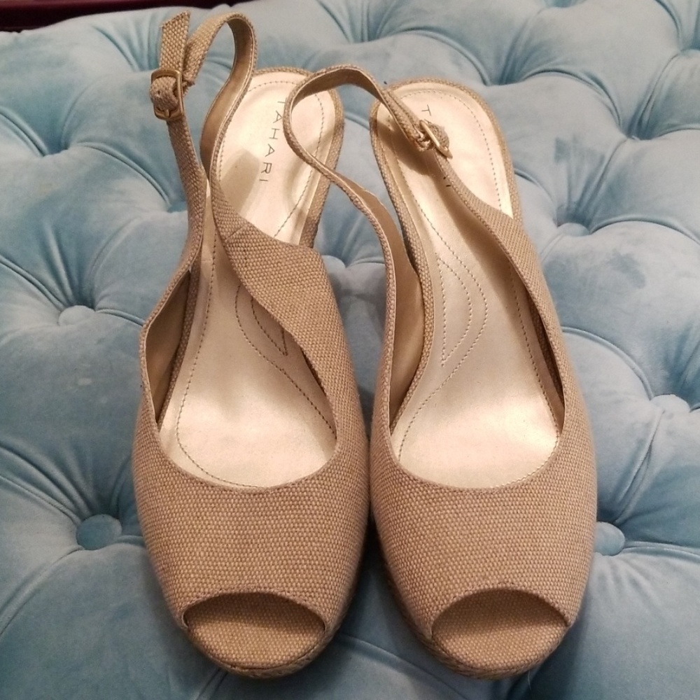 Tahari Wedges